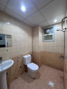 Cozy Studio Apartment near Metro