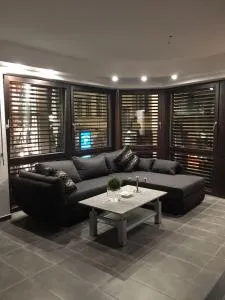 Downtown Apartments Center - Oosscheuern