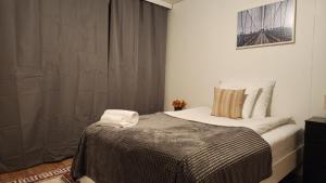 Cozy Private Room Near Itäkeskus Metro