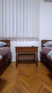 Small Hill Guesthouse