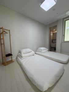 하이루프33 Guest House