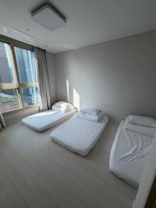 하이루프33 Guest House