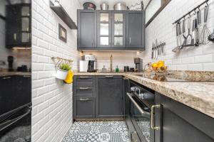 Top-floor with ocean & dune views