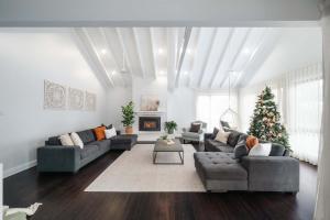 Homestead on Fennell - Fresh Eggs, Farm & BBQ Fun