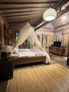 Wooden Cabin In Jimbaran - Lilac Suite