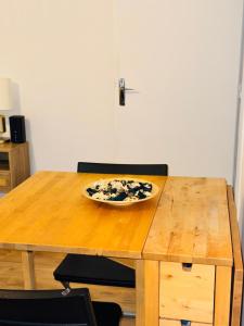 Modern studio in Clichy, quick access to Paris