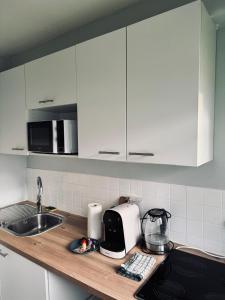 Modern studio in Clichy, quick access to Paris