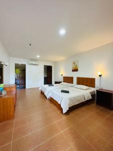Landcons Hotel & Resort