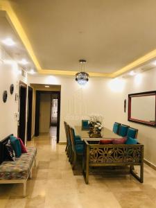 Chic 2-Bedroom - Fully Furnished