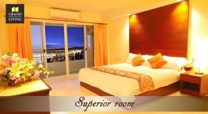 Grand Living Residence