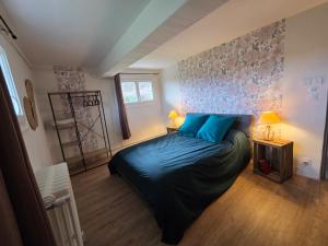 Les mimosas du Lac Vue panoramique sur le lac