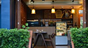 Amphawa Riverfront Hotel