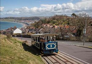 Coastal Cottage in North Wales With Hot Tub