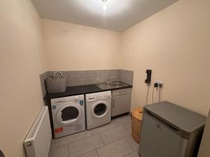 The Cow Shed, Meadowview House