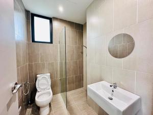 Breathtaking Sea View Penang Bridge 2BR