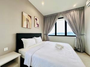 Luxury Sky Stay Sea & Penang Bridge View
