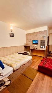 Hotel Marvel International And Restaurant