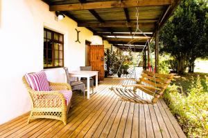 Bella Manga Country Escape