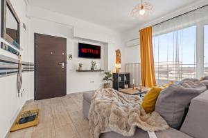 Sky Terrace 1BR Apartment near Unirii Square
