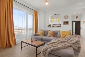 Sky Glass Terrace 1BR Unirii Square