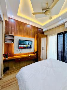 sky view stay
