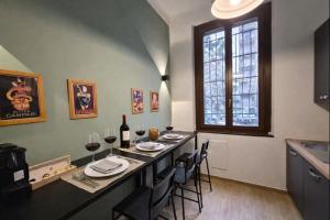 Hbhall Prestige Apartment