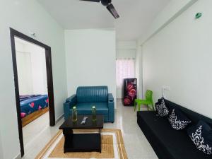 Terrace Paradise 1BHK Flat near AMB Mall Kondapur