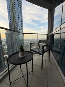Luxury Executive Suite in BGC with Skyline View