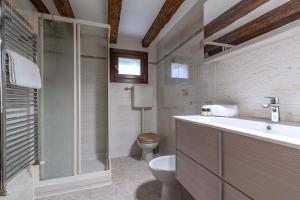 Rifugio veneziano con travi a vista a Dorsoduro