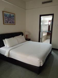 AMMOS SUITEs TIMES SQUARE