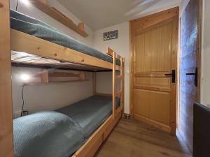 Appartement lumineux 2 pièces cabine au Monêtier-les-Bains, proche pistes, avec parking - FR-1-330F-239