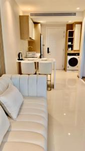Luxury 2 Person Apartment in Heart of Phuket 2