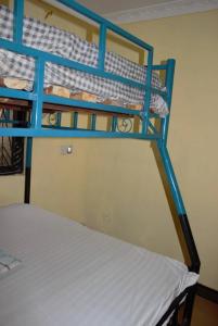 Family-Friendly Guest Room Retreat in Mwanza with Mountain Views
