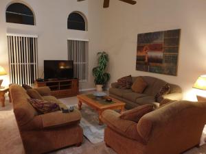 The Palms at Lake Davenport