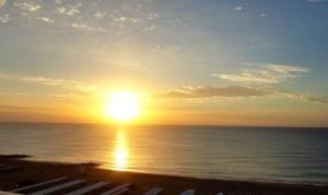 Excellent Chalet one block from the sea, side view of the sea