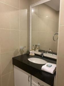 Luxury Umdloti Seaside Escape Huge Balcony & Pool