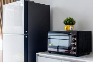 SPACIOUS AND BRIGHT 2BR TownHouse7 MonkeyHill