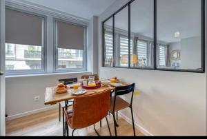 Le VAUCANSON Hyper-centre lumineux et chaleureux T2 ,1 chambre, 2 lits