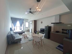 Alinea Suites Shah Alam by Goldenrose