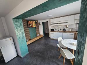 Casa Apartament Refugiul Dornean