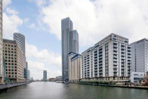 Canary Wharf 1-Bed, Sleeps 4, 3-Min To Station