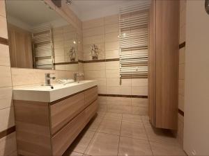 Apartament HORYZONT 8 piętro z widokiem na morze