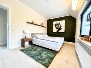 FeWo Schäfer, Ratingen - Exklusive 2-Zimmer-Wohnung zum Wohlfühlen 78 qm