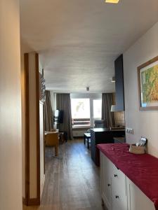 Fully Renovated 55m2 Apartment in Val Claret