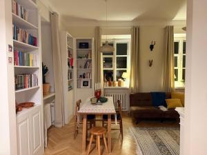 Under the Ship - WARSAW Old Town Apartment