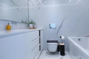 The L Smart Suite - Premium & Minimal