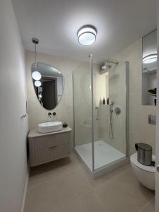 Warsaw City Center Cozy Apartment 2 bedroom Rondo ONZ