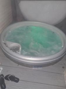 Luxury caravan and Tattershall lakes with private hot tub and WiFi