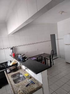 Casa com Piscina Privativa e Churrasqueira PG