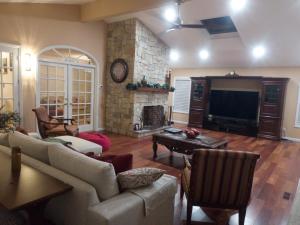 Lucious Lagrangeville